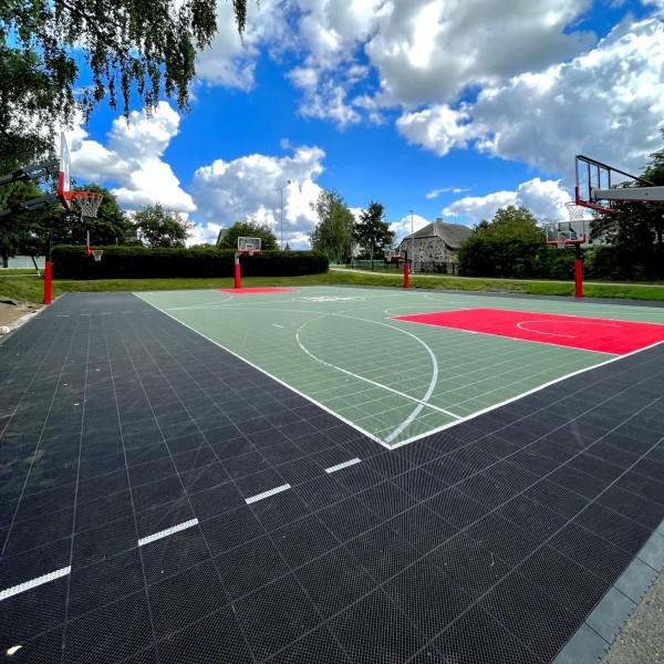 Kiili korvpalliväljak